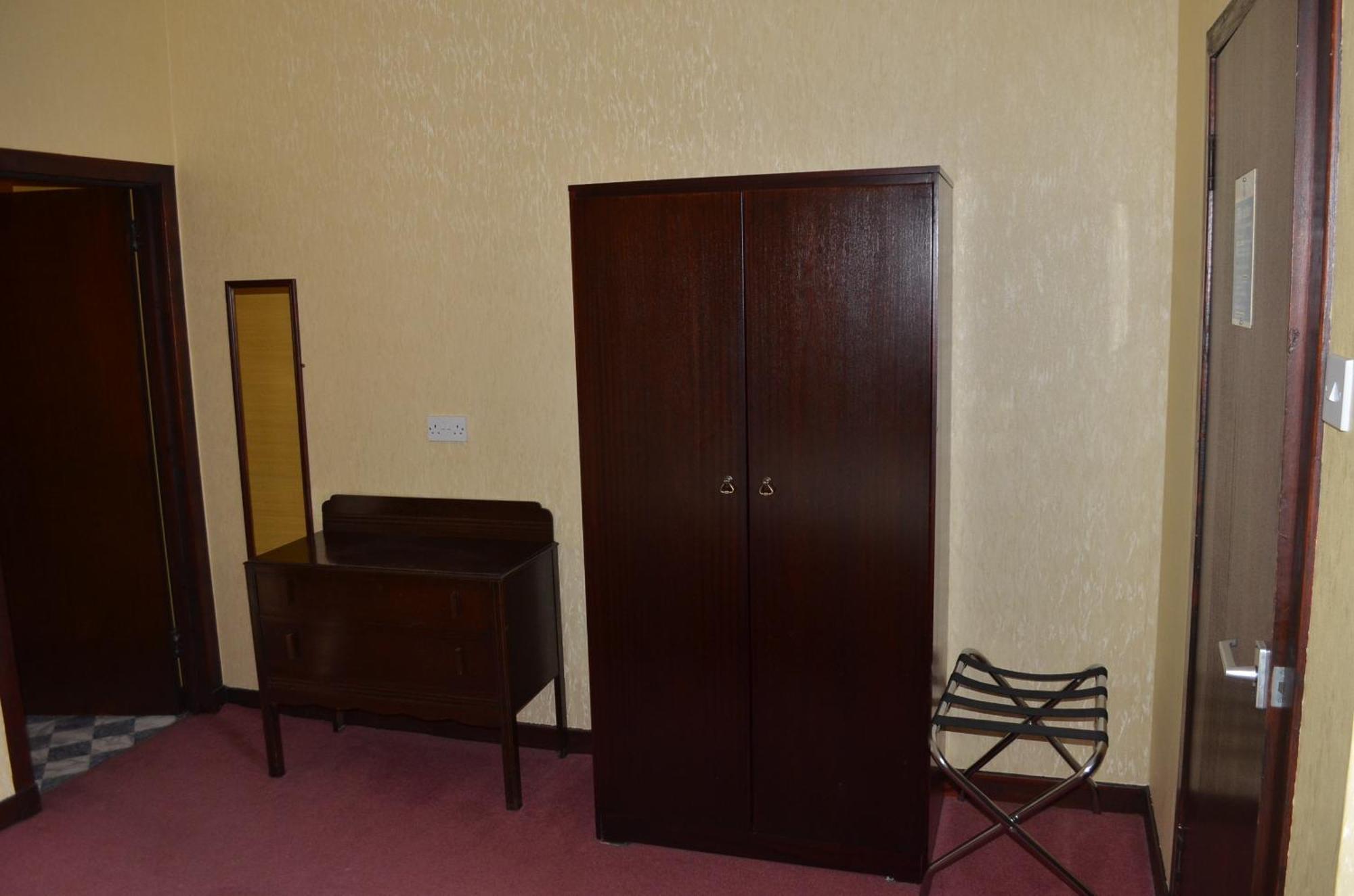 Achilty Guest House Contin Ruang foto