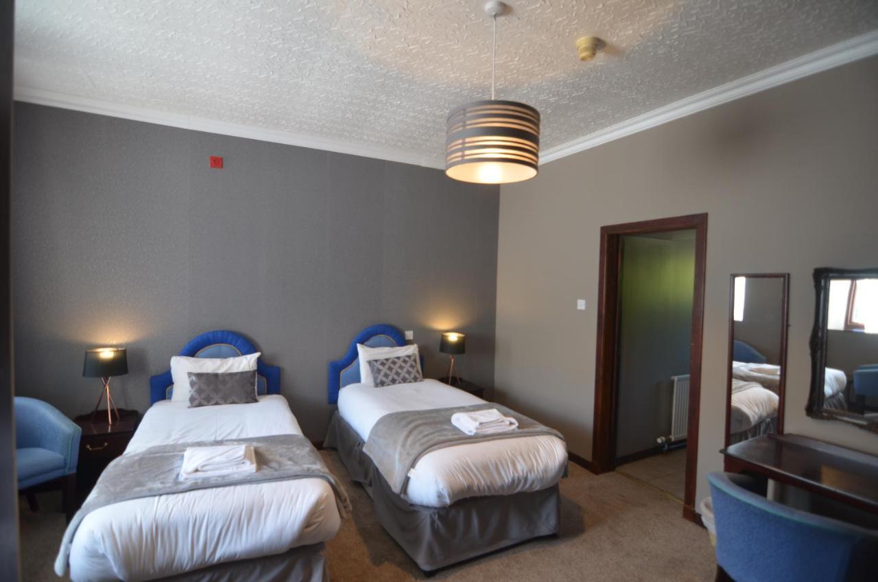 Achilty Guest House Contin Bagian luar foto