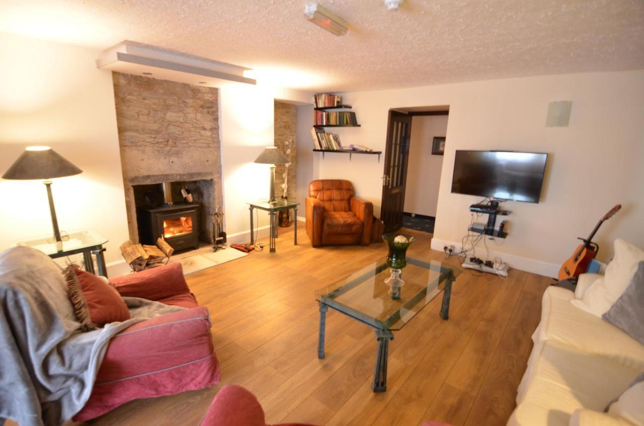 Achilty Guest House Contin Bagian luar foto