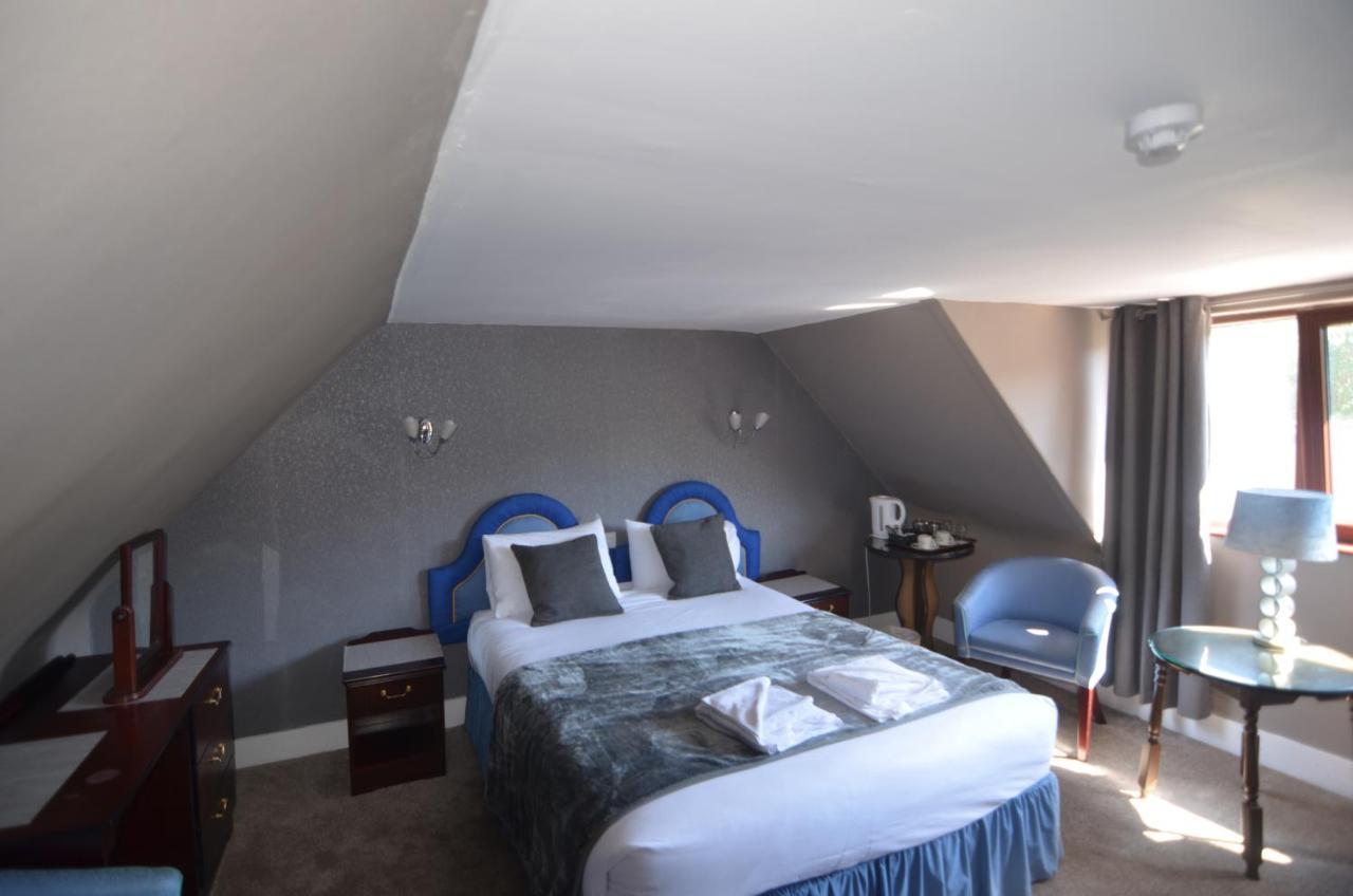 Achilty Guest House Contin Bagian luar foto