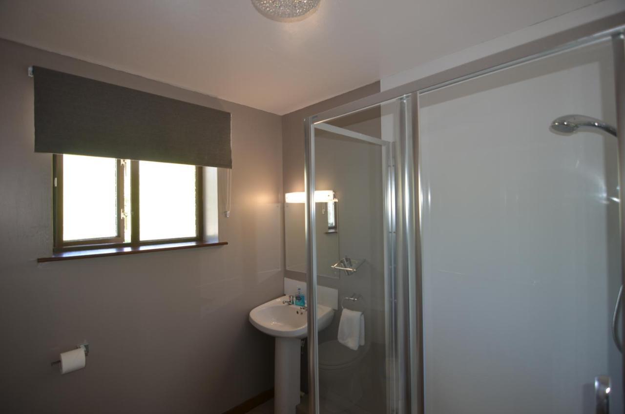 Achilty Guest House Contin Bagian luar foto
