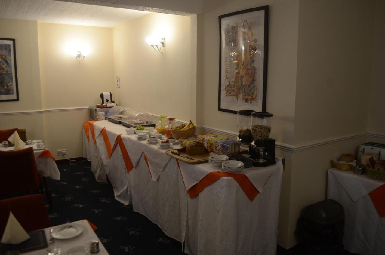 Achilty Guest House Contin Bagian luar foto
