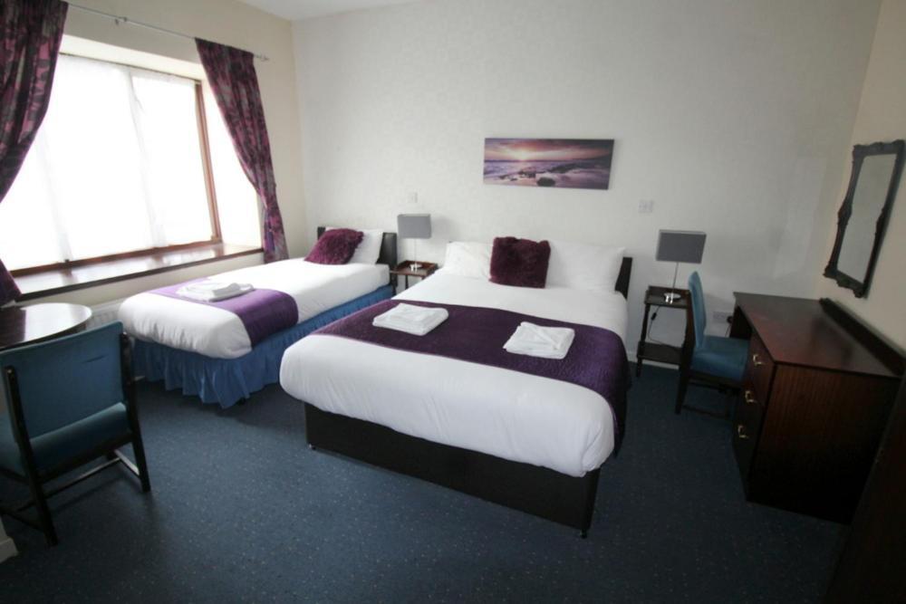 Achilty Guest House Contin Bagian luar foto